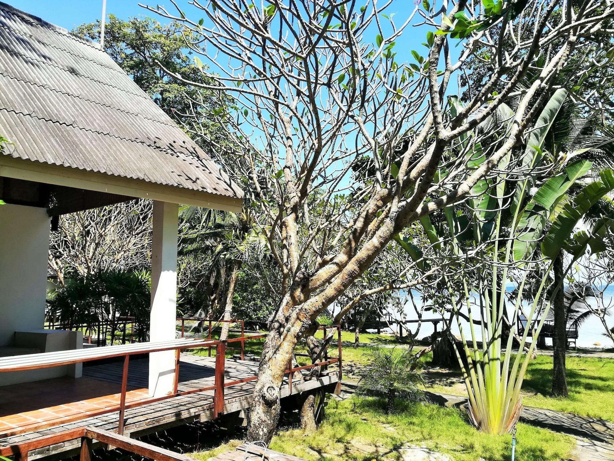 Отель Koh Munnork Private Island Экстерьер фото