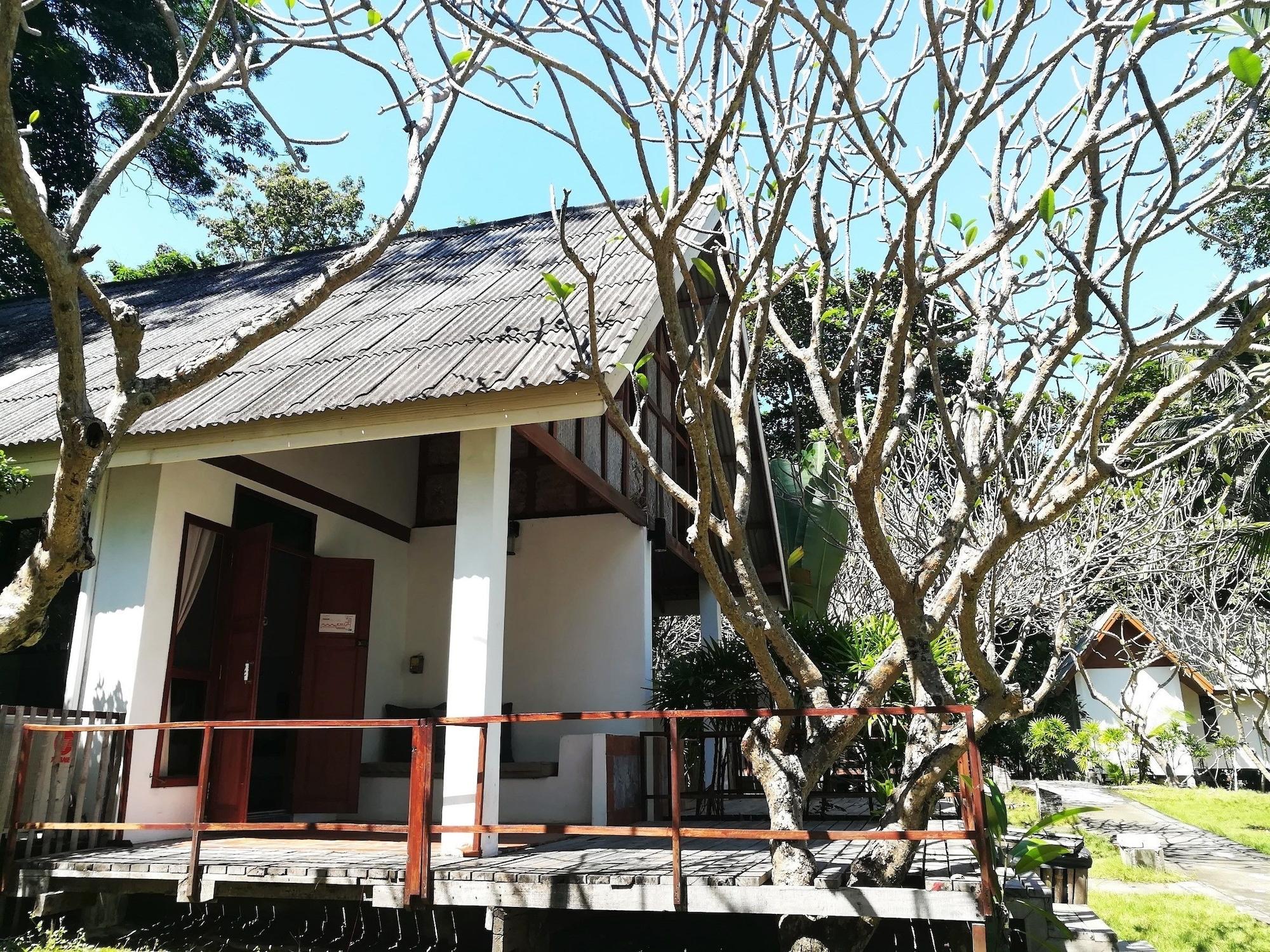 Отель Koh Munnork Private Island Экстерьер фото